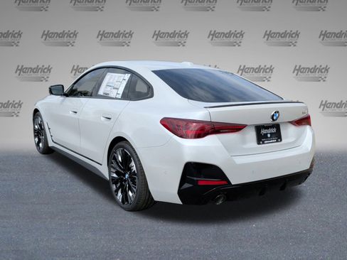 New 2026 BMW 430i w/ M Sport Package image 9