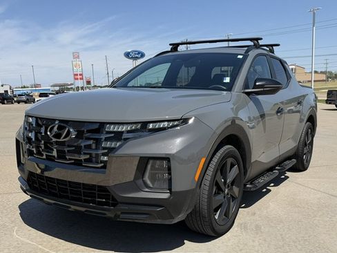 Used 2024 Hyundai Santa Cruz Night AWD/4WD image 2