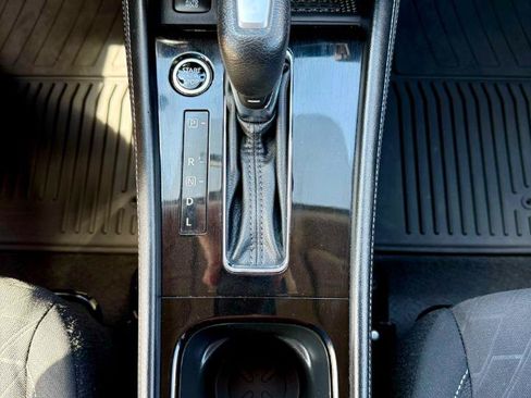 Used 2023 Nissan Kicks SV FWD image 25