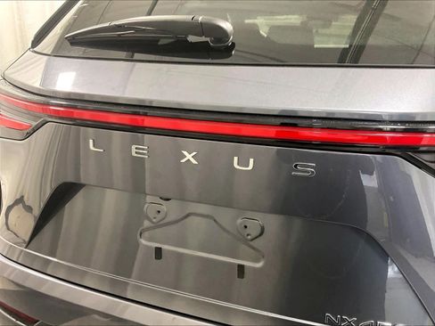 Used 2024 Lexus NX 450h+ F Sport image 29