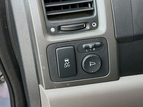 Used 2011 Honda CR-V EX image 16