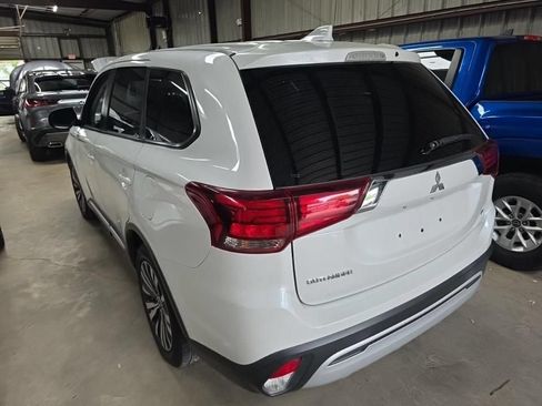 Used 2020 Mitsubishi Outlander SE FWD image 5