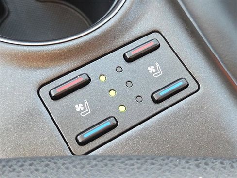 Used 2023 Toyota Camry XSE image 24