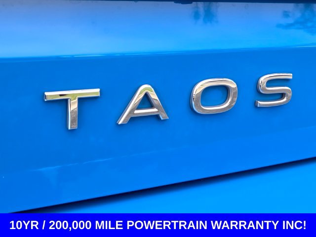 Used 2023 Volkswagen Taos SE w/ Panoramic Sunroof Package FWD image 15
