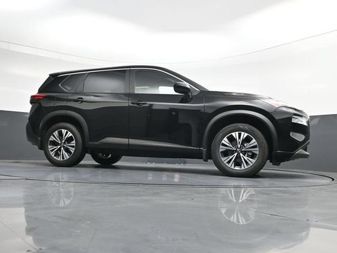 Used 2023 Nissan Rogue SV FWD image 58