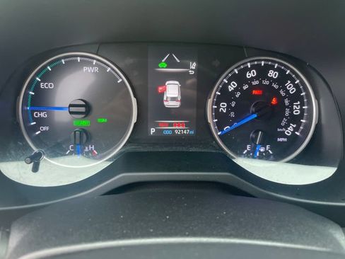 Used 2021 Toyota RAV4 XLE Premium AWD/4WD image 17