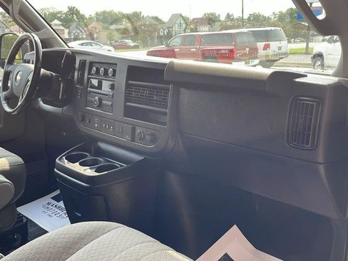 Used 2021 Chevrolet Express 3500 LT w/ LT Preferred Equipment Group RWD image 38