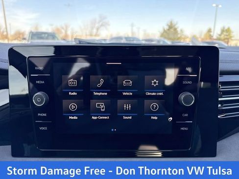 New 2026 Volkswagen Jetta SE FWD image 17