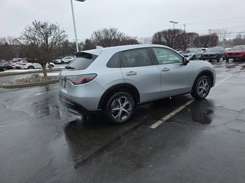 Certified 2024 Honda HR-V EX-L image 7