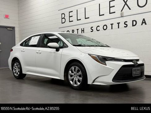 Used 2023 Toyota Corolla LE FWD image 1