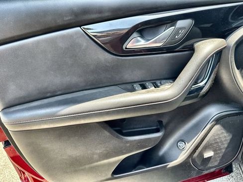 New 2025 Chevrolet Equinox LT w/ Safety and Technology Package FWD image 47