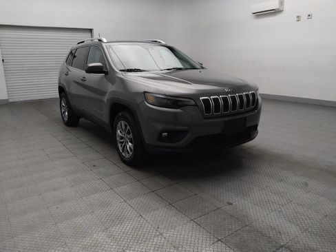 Used 2021 Jeep Cherokee Latitude Plus FWD image 13