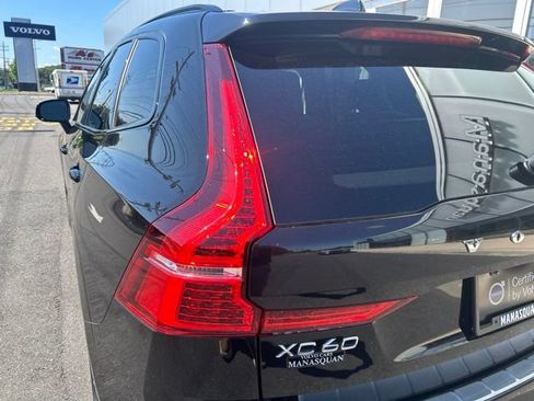Used 2025 Volvo XC60 B5 Core w/ Protection Package Premier AWD/4WD image 10