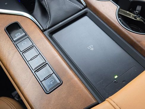 Used 2023 Lexus LX 600 4WD w/ Accessory Package (Z1) image 36