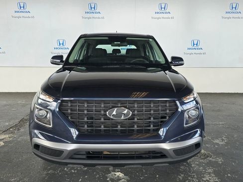 Used 2024 Hyundai Venue SE image 29