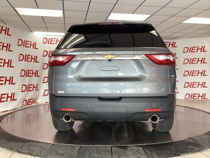 Used 2020 Chevrolet Traverse LT w/ Driver Confidence II Package AWD/4WD image 6