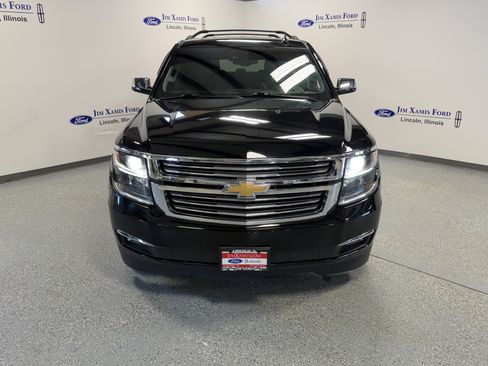 Used 2020 Chevrolet Tahoe Premier AWD/4WD image 2
