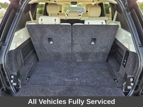 Used 2023 Land Rover Range Rover Long Wheelbase SE AWD/4WD image 16