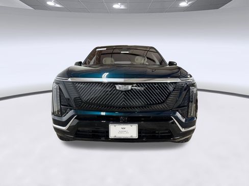 New 2026 Cadillac Vistiq Luxury w/ LPO, Floor Liner Package AWD/4WD image 6
