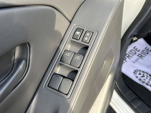 New 2026 Nissan Frontier S image 19