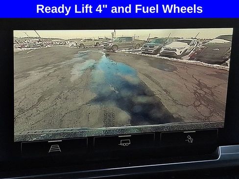 Used 2022 Chevrolet Silverado 1500 LT w/ Z71 Off-Road Package image 23