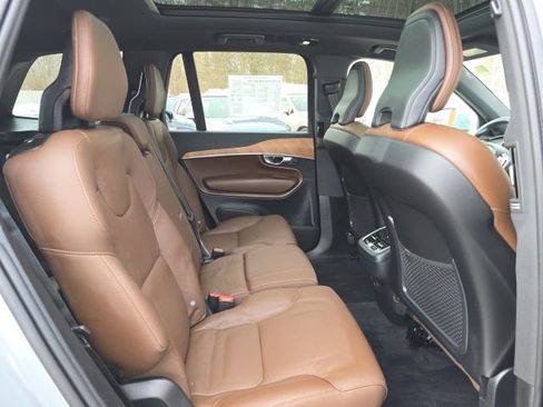 Certified 2024 Volvo XC90 B6 Plus w/ Protection Package Premier image 19
