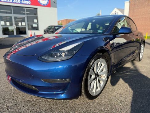 Used 2021 Tesla Model 3 Long Range AWD/4WD image 1