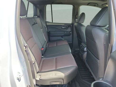 New 2026 Honda Ridgeline Black Edition image 10