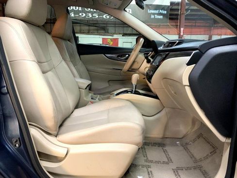Used 2015 Nissan Rogue SL image 48