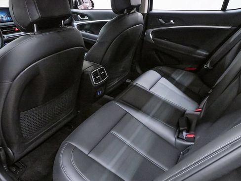 Certified 2026 Genesis G70 2.5T AWD/4WD image 10