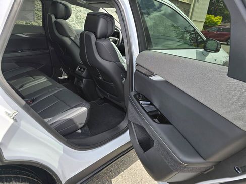 New 2026 Cadillac Optiq Luxury 2 AWD/4WD image 19