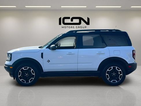 Used 2023 Ford Bronco Sport Outer Banks w/ Tech Package AWD/4WD image 2