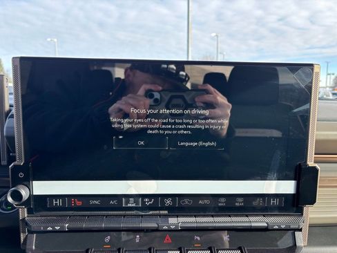 New 2025 GMC Hummer EV 3X w/ Battery Pack, 24 Module Pack image 19