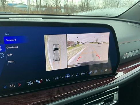 Used 2024 Chevrolet Traverse RS w/ LPO, Floor Liner Package image 31