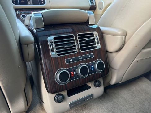 Used 2016 Land Rover Range Rover HSE image 20