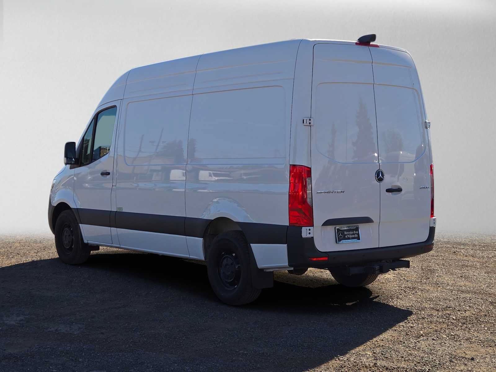 Used 2026 Mercedes-Benz Sprinter 2500 image 5