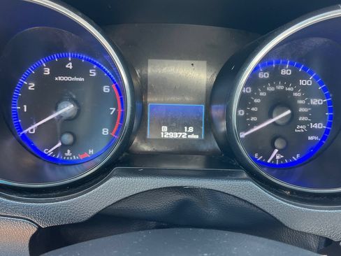 Used 2017 Subaru Legacy 2.5i Premium AWD/4WD image 14
