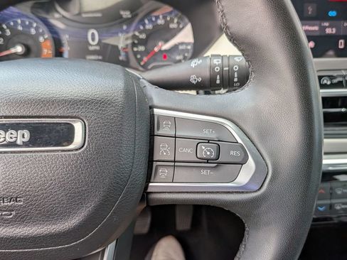 Used 2023 Jeep Compass Limited AWD/4WD image 21