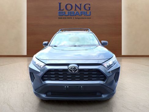 Used 2019 Toyota RAV4 LE w/ Carpet Mat Package AWD/4WD image 3