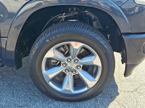 Used 2021 RAM 1500 Limited image 8