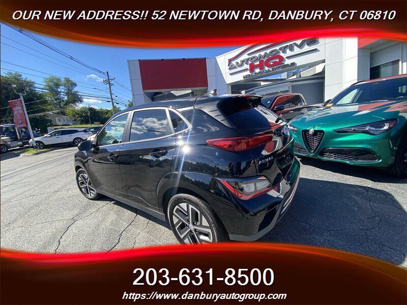Used 2023 Hyundai Kona SEL w/ Cargo Package FWD image 7