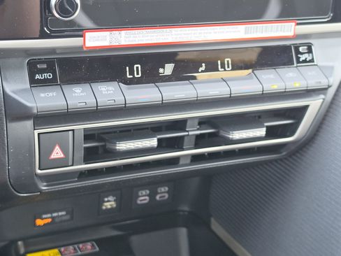 New 2026 Toyota Camry SE FWD image 21