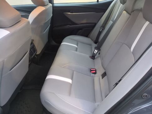 Used 2025 Toyota Camry SE image 20