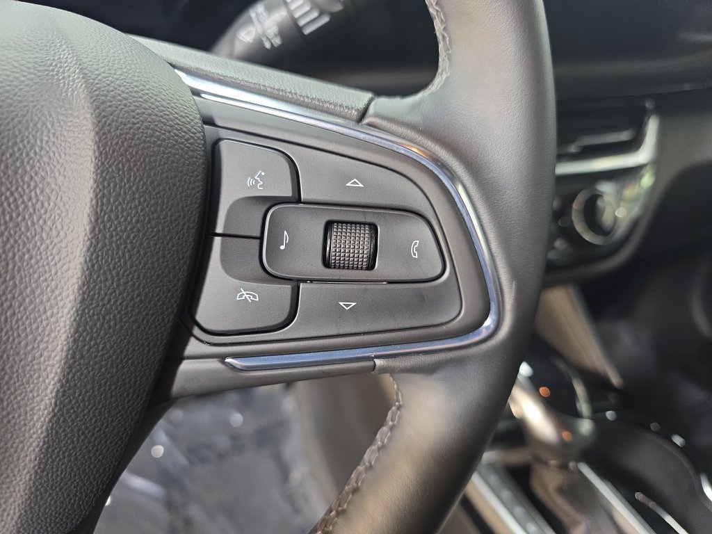 Used 2024 Buick Envista Sport Touring w/ Convenience I Package FWD image 20
