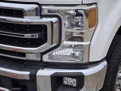 Used 2020 Ford F250 Lariat w/ Lariat Ultimate Package image 6