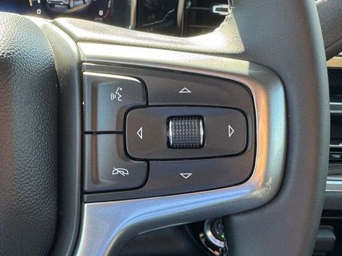 Used 2025 Chevrolet Silverado 1500 LT AWD/4WD image 19
