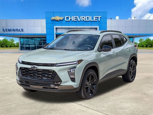 New 2026 Chevrolet Trax ACTIV w/ Sunroof Package image 2