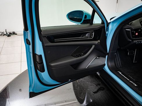 New 2026 Porsche Panamera GTS image 26