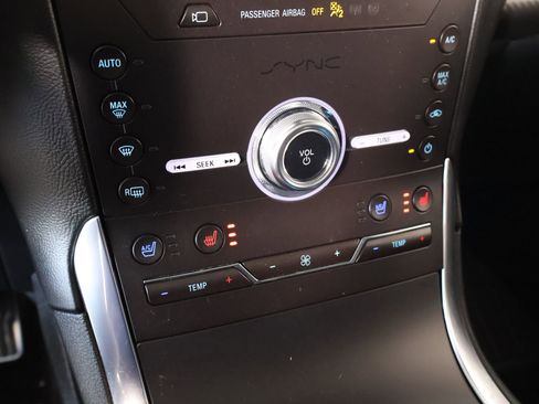 Used 2020 Ford Edge ST w/ Equipment Group 401A image 8