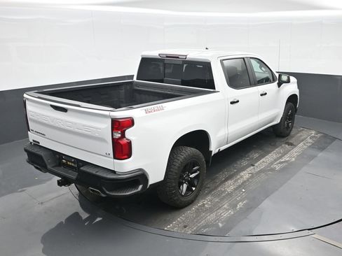 Used 2021 Chevrolet Silverado 1500 LT Trail Boss w/ Convenience Package II AWD/4WD image 27